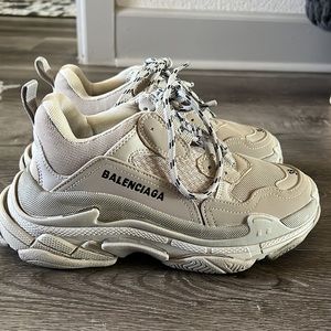 Balenciaga Triple S sneakers size 38 worn once